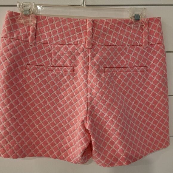 Ann Taylor Pink Patterned Shorts - Picture 3 of 6